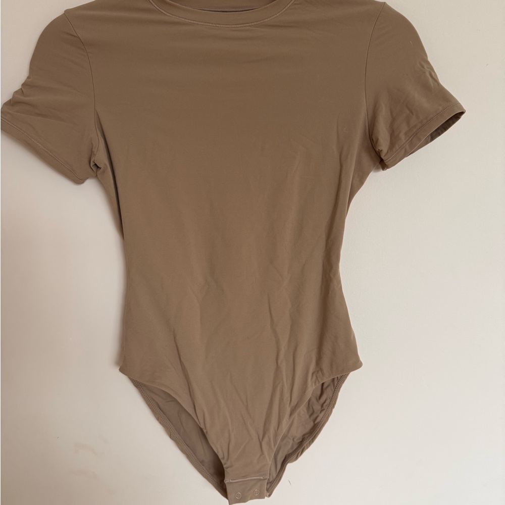 SKIMS Cocoa Short Sleeve Bodysuit
